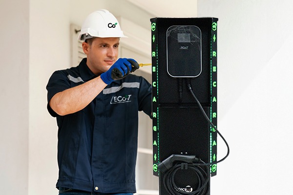 Posso instalar um carregador rápido de carro elétrico no meu negócio? Entenda o que é necessário!